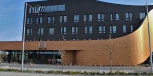 FLOW Hotel & Conference**** Inárcs